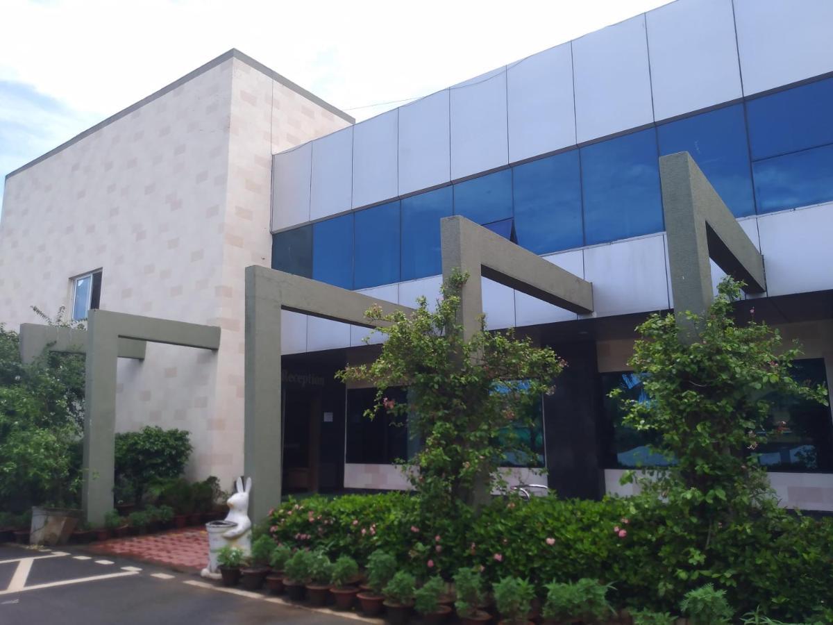 La Platina Premium Suites, Near Puri Sea Beach Kültér fotó