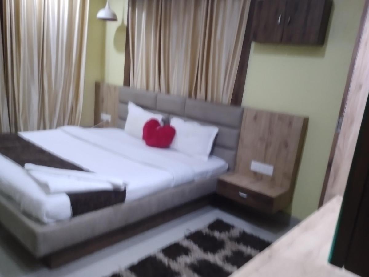 La Platina Premium Suites, Near Puri Sea Beach Kültér fotó