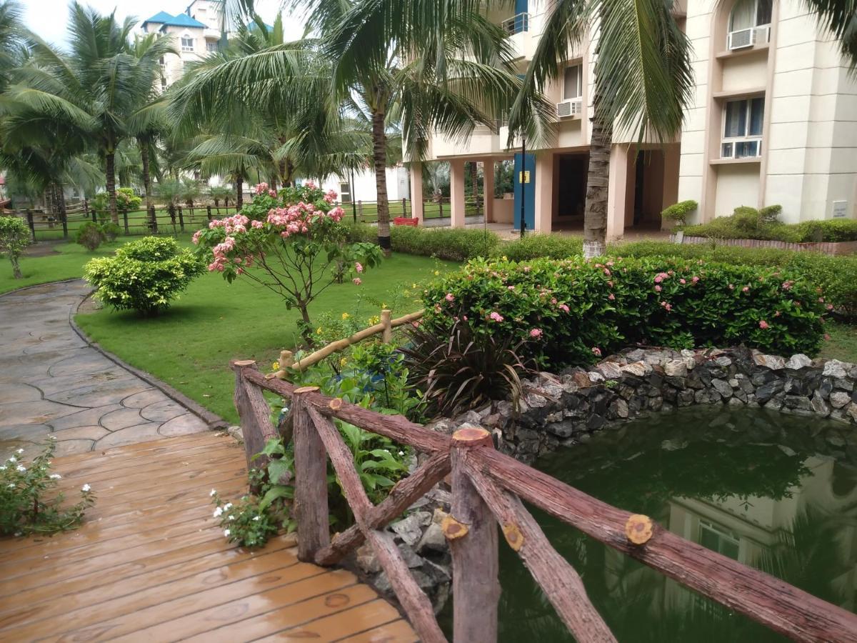 La Platina Premium Suites, Near Puri Sea Beach Kültér fotó