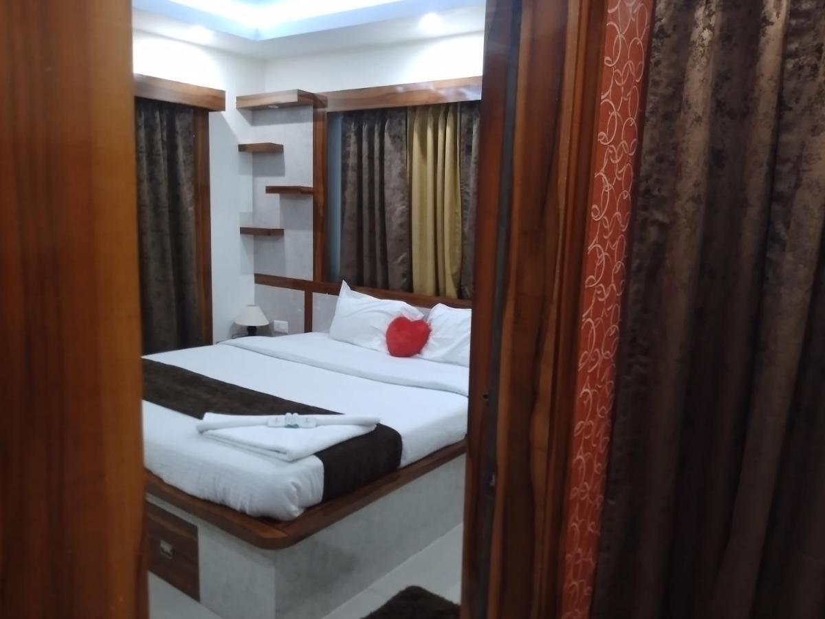 La Platina Premium Suites, Near Puri Sea Beach Kültér fotó