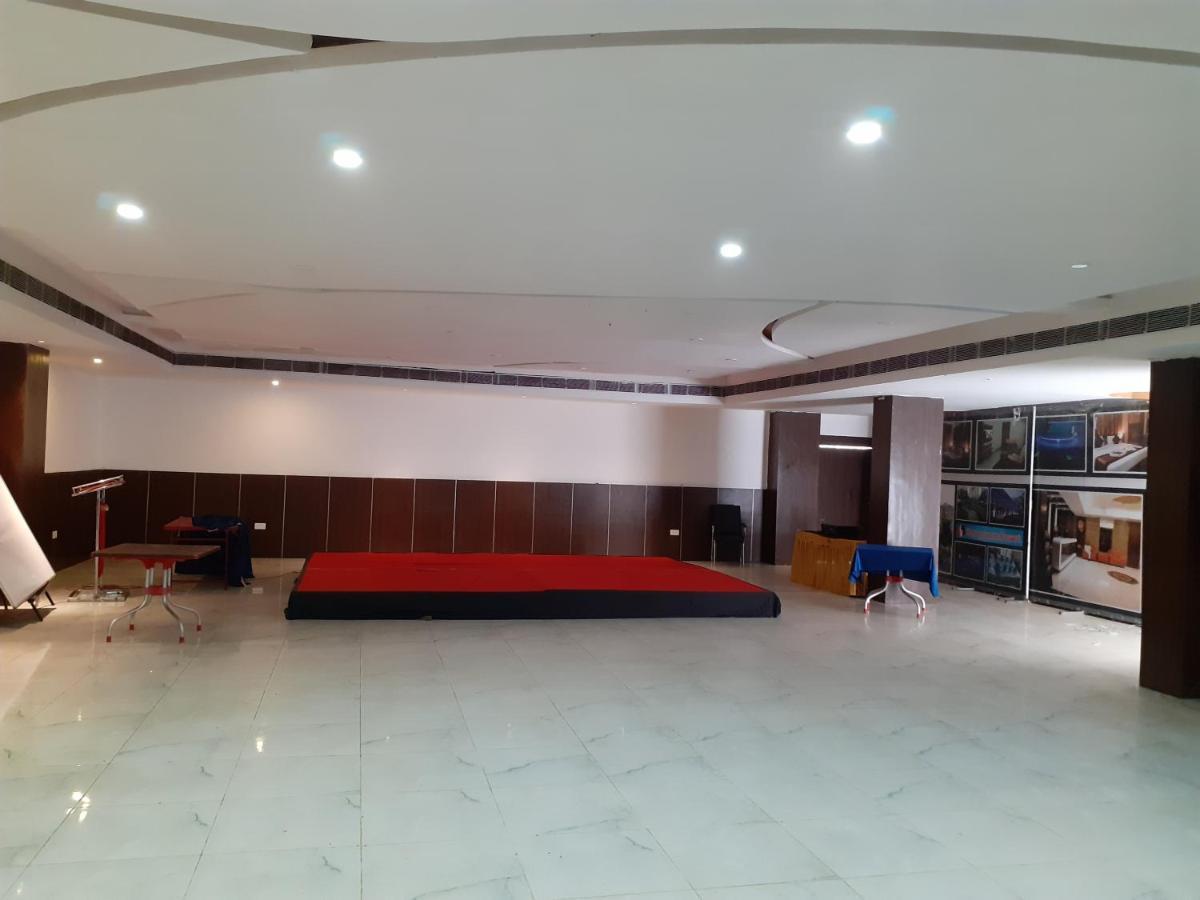 La Platina Premium Suites, Near Puri Sea Beach Kültér fotó